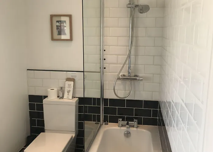 Colton Haggs Farm 4*